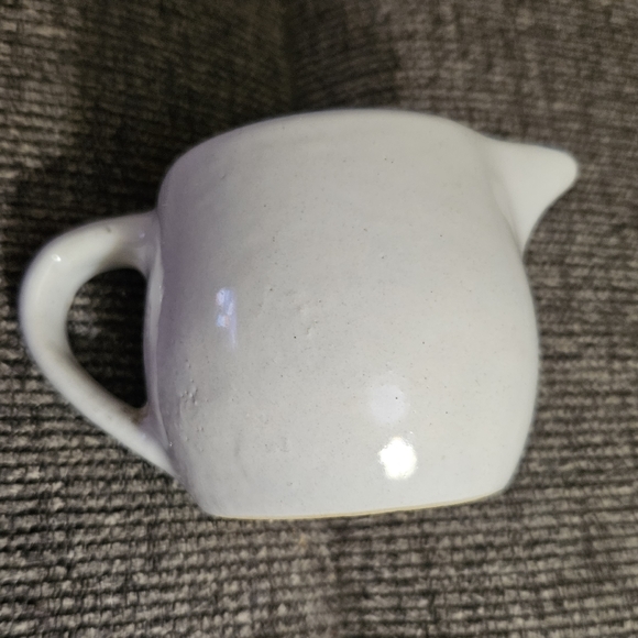 M. A. Hadley Mini Cow Pitcher - Picture 5 of 6